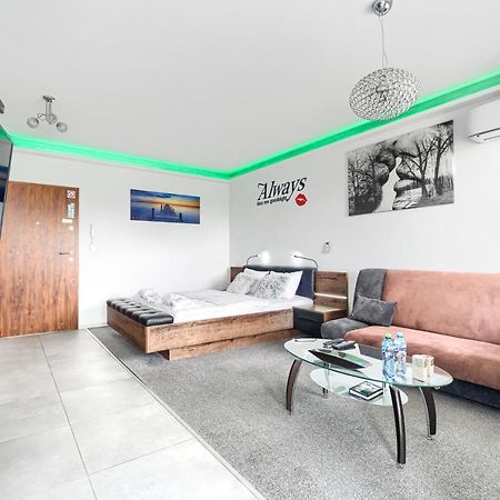 Top Oder Apartments- Private Parking Szczecin Extérieur photo