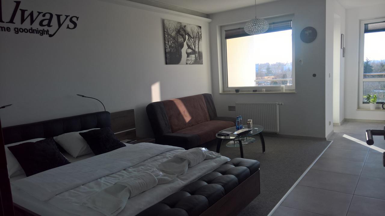 Top Oder Apartments- Private Parking Szczecin Extérieur photo