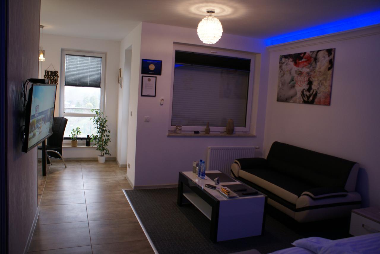 Top Oder Apartments- Private Parking Szczecin Extérieur photo