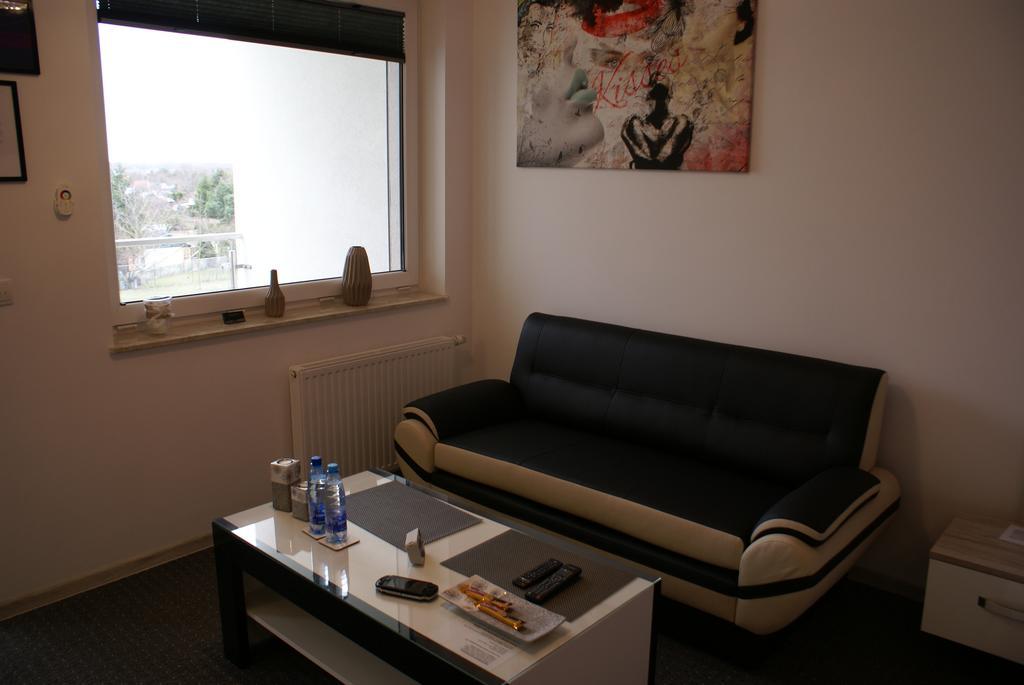 Top Oder Apartments- Private Parking Szczecin Extérieur photo